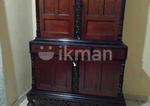 Antique Almarah